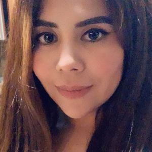 Meet your Posher, Adilene